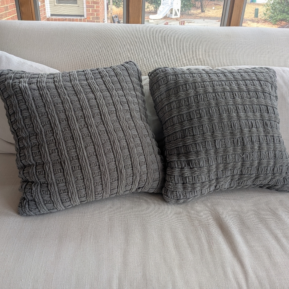 Pottery Barn Chunky Knit Chenille Pillow Cover 18x18 Wool Blend Gray Grey